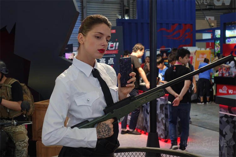 s15全球总决赛-关于底特律活塞训练开放日，冲刺阶段篮板制胜引欢呼，欧超杯在即，数据趋势出现新变化的信息